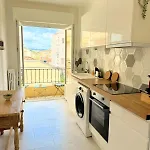Apartamento Avec Balcon, Pres De La Et Promenade Des *